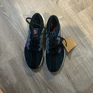 Nike pro future blue bought in Japan- size 8 new with tags great holiday gift!